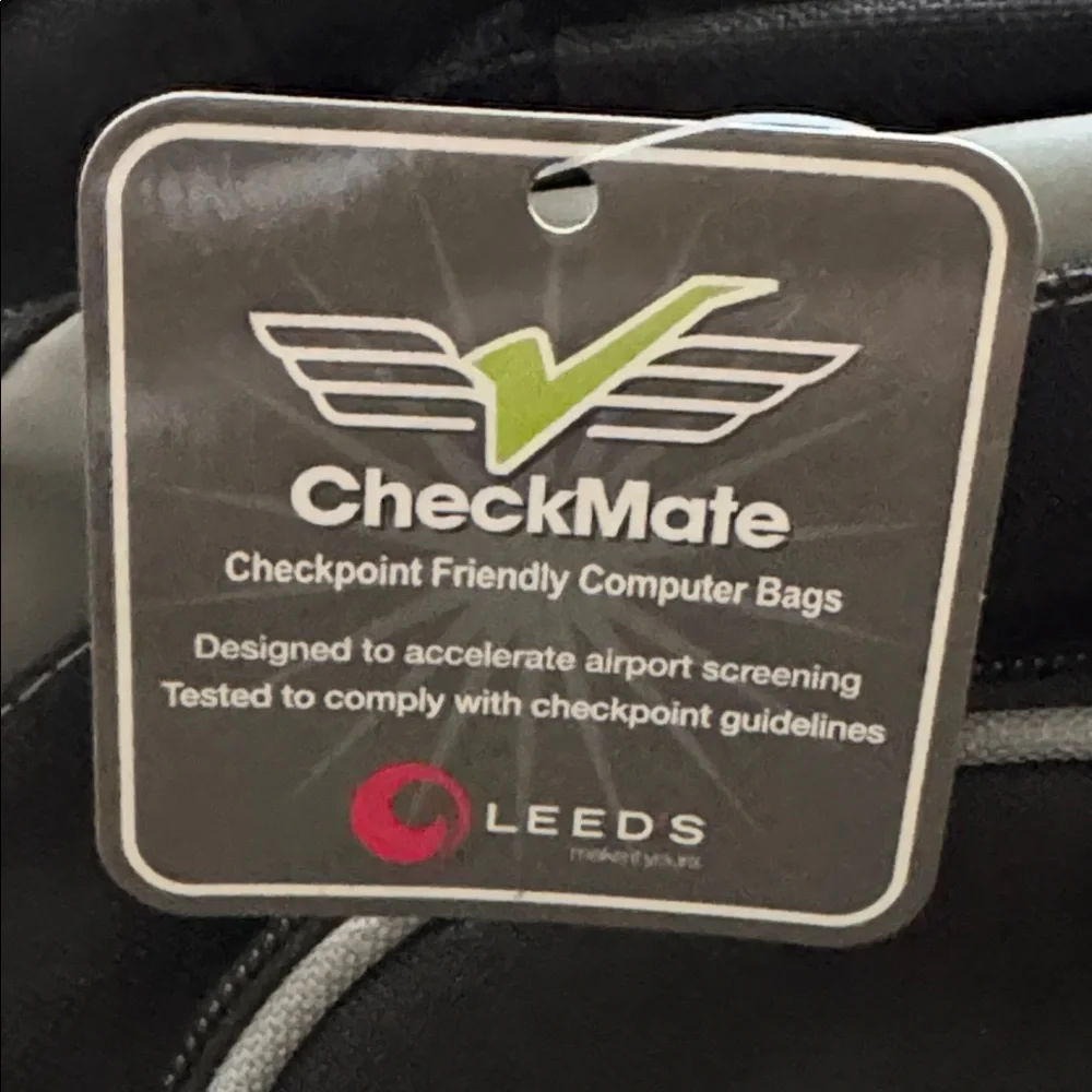 Black Leeds Backpack/Computer bag - Picture 4 of 6